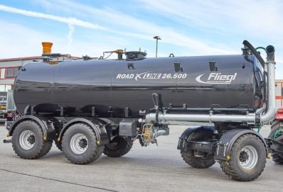 Fliegl TFW 26500 Road X Line three-axle transport tanker