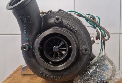 RE572498 — ТУРБОКОМПРЕССОР JOHN DEERE OE.