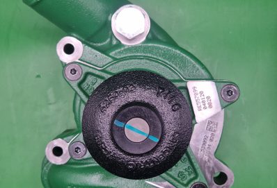 SE502729 – JOHN DEERE WATERPOMP REMAN OE.