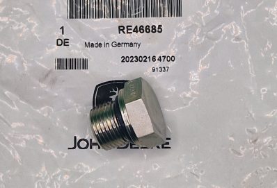 RE46685 – POJISTNÝ ŠROUB JOHN DEERE OE.