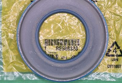 RE588328 – JOHN DEERE SZIMERING OE.