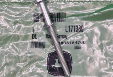 L171389 – JOHN DEERE SCREW OE.