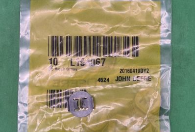 L154067 – JOHN DEERE SPRING OE.