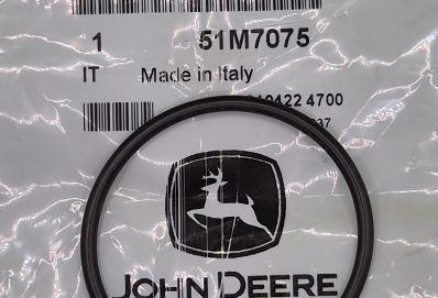 51M7075 – JOHN DEERE SEAL (OE)