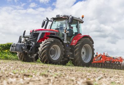 Massey Ferguson 6S.145 Dyna-6 Exclusive traktor