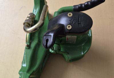 AL222034 – TÊTE D&rsquo;ATTELAGE JOHN DEERE 330 MM D&rsquo;ORIGINE.